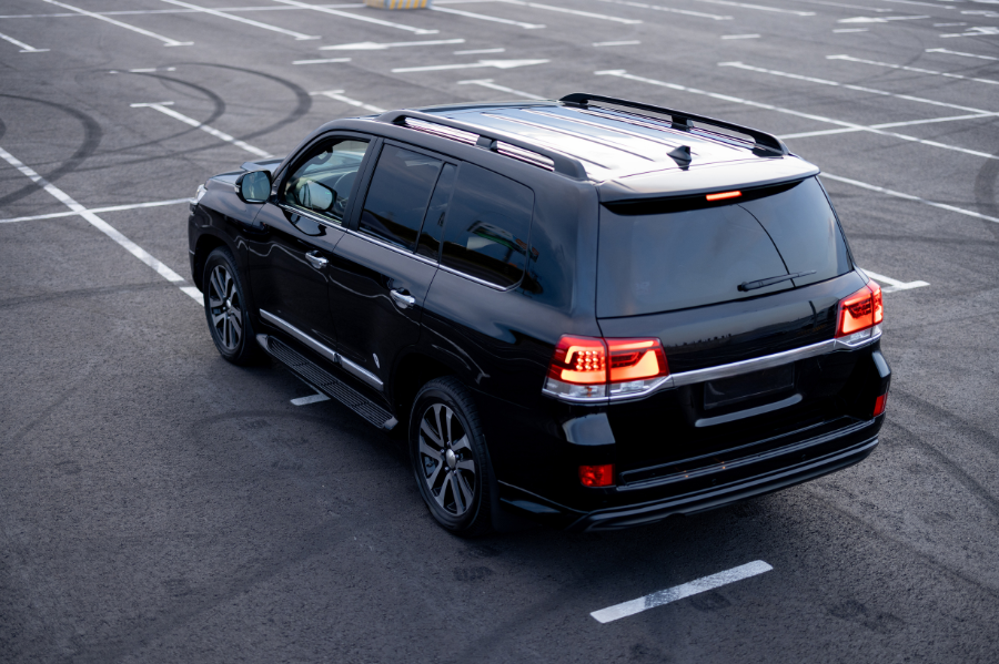 SUV